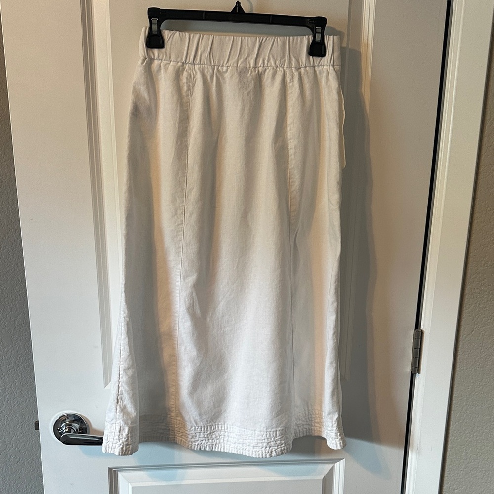 Universal Thread Button-Front White Linen Skirt - image 6